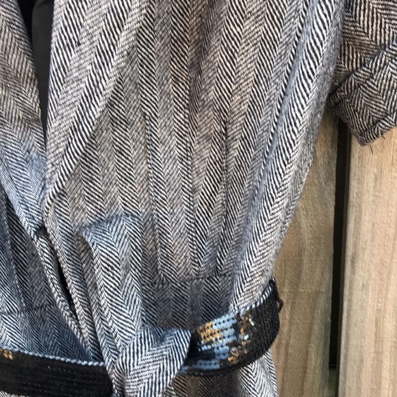 Forever 21 Short Sleeved Belted Tweed Like Jacket - Size 2 - Picture 5 of 6